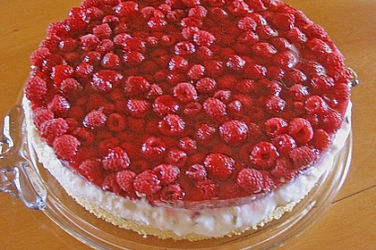 Joghurt-Sahne-Torte mit Früchten 6
