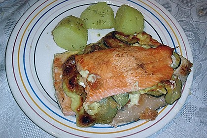 Gef&uuml;lltes Lachsfilet 1