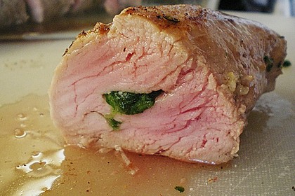 Gef&uuml;lltes Schweinsfilet in zarter Senfsauce 15