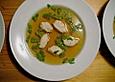 Fasanenkraftbr&uuml;he mit Kl&ouml;&szlig;chen