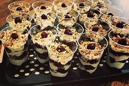 Frischkäse-Kirsch-Dessert 2