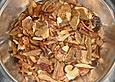Bandnudeln mit Pilz-Schinken-Sahne