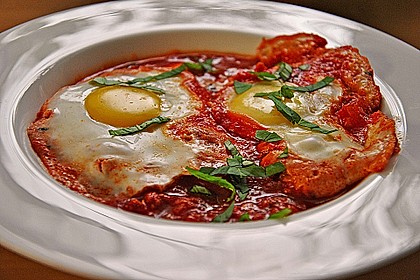 Eier in Tomatensugo 1