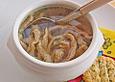 H&auml;hnchenleber-Sp&auml;tzle in Zwiebelbutter mit glasiertem Chicoree