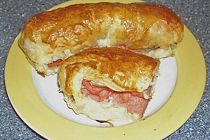 Bratwurst in Bl&auml;tterteig 3