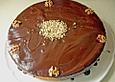 Walnusskuchen mit Tee