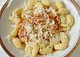 Gnocchi mit Pesto - Tomaten So&szlig;e