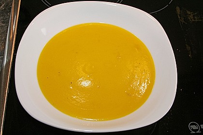 K&uuml;rbis - Kokos Suppe 10