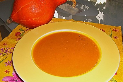 K&uuml;rbis - Kokos Suppe 30