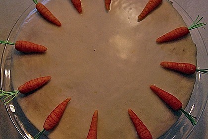 Aargauer Rüeblitorte 10