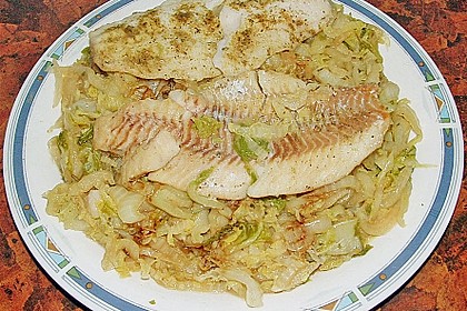 Fischfilet auf Chinakohl 4