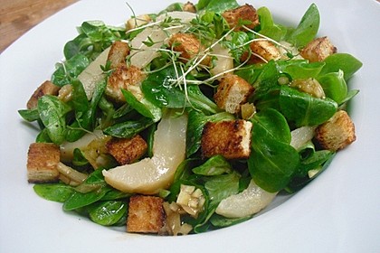 Feldsalat mit Birnen