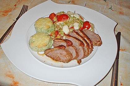 Gebratene G&auml;nsebrust