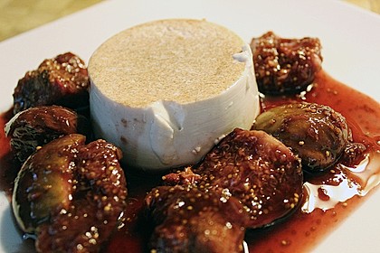 Zimt Panna Cotta mit marinierten Feigen 1