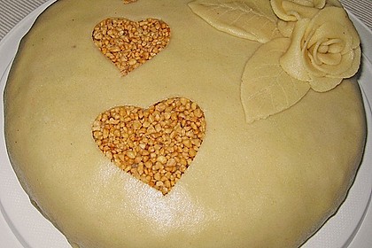 Marzipan - Haselnusstorte 3