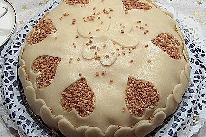Marzipan - Haselnusstorte 4