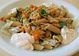 Penne mit Zucchini und M&ouml;hren in Salbeibutter