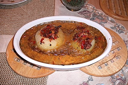 Gef&uuml;llter Kohlrabi mit Paprika