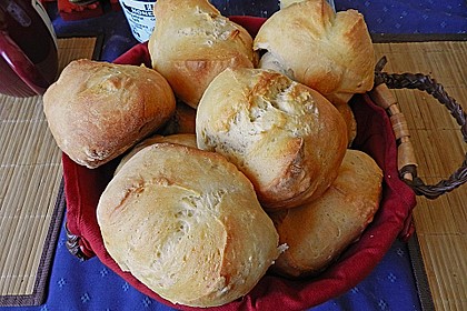 Buttermilchsemmeln 10
