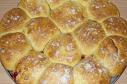 Buchteln
