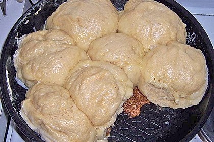 Großmama's Dampfnudeln 3