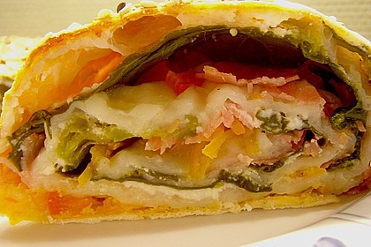 Teigpastete mit Spinat und Hackfleisch 1