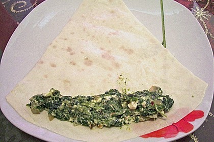 Teigpastete mit Spinat und Hackfleisch 5