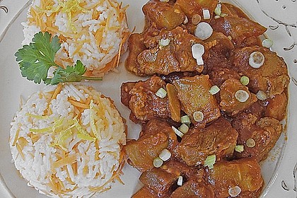 Khoresht - e- Bademjan - Lammfleisch mit Auberginen