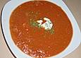 Tomatensuppe mit Muscheln und Garnelen