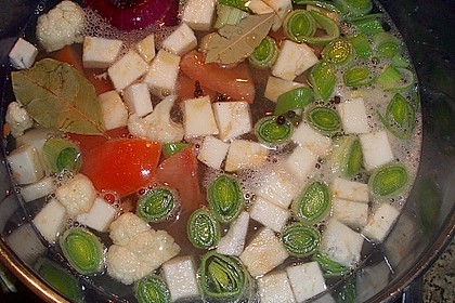 Rinderbr&uuml;he mit Kr&auml;uterfl&auml;dle 1