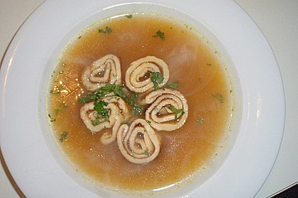 Rinderbr&uuml;he mit Kr&auml;uterfl&auml;dle 5