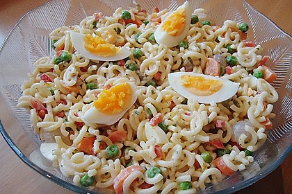 Bunter Nudelsalat