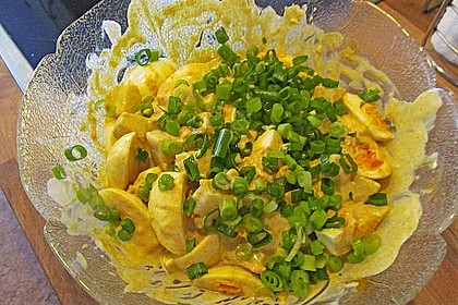 Eiersalat mit selbstgemachter Curry-Mayonnaise und Ananas 4