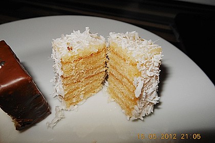Baumkuchen-Petits Fours 30