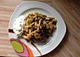 H&auml;hnchen-Kartoffelpfanne mit Mischpilzen und Paprika
