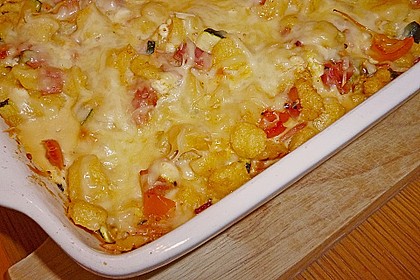 Sp&auml;tzleauflauf mit Kasseler und Paprika