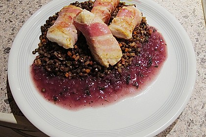 Zander im Speckmantel mit Balsamico-Linsen 1