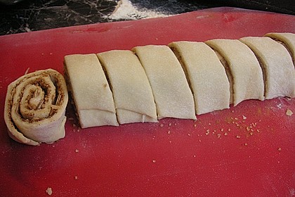 Zimtschnecken mit Honig und Mandeln 14
