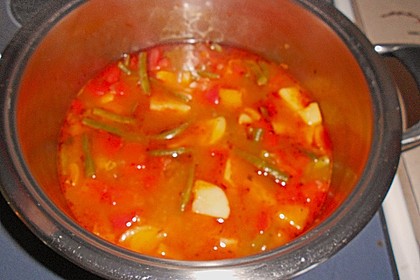 Bunter Bohnentopf mit K&auml;sekl&ouml;&szlig;chen 2