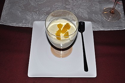 Feines Orangencreme-Dessert 2