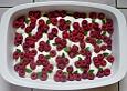 Mini-Windbeutel mit Milchm&auml;dchen-Quarkcreme und Himbeeren