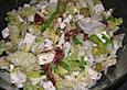 Salat mit Feta und getrockneten Tomaten