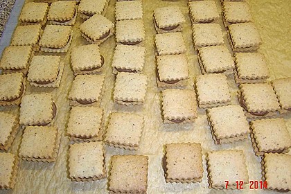 Nuss-Nougat-Plätzchen 10