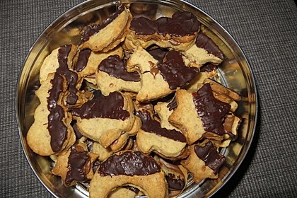 Nuss-Nougat-Plätzchen 8