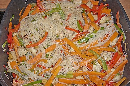 Gefl&uuml;gel-Asia-Pfanne 1