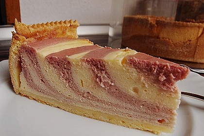 Zebra-Himbeer-K&auml;sekuchen 9