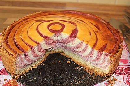 Zebra-Himbeer-K&auml;sekuchen 14