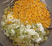 Gelber Salat (Bild)