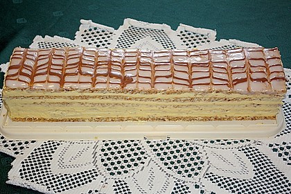 Esterh&aacute;zyschnitte