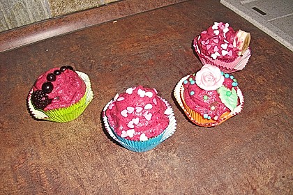Waldfrucht-Cupcakes 8